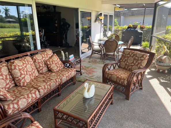 5728 S Bayberry Ln, Tamarac FL 33319