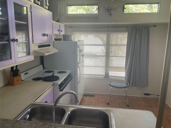 8540 SW 16th St, Davie FL 33324