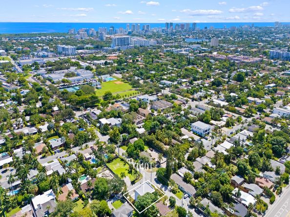 1401 NE 16th Ave, Fort Lauderdale FL 33304