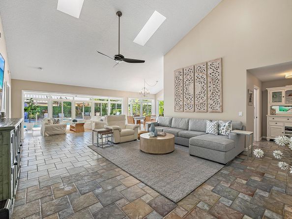 138 Cape Pointe Circle, Jupiter FL 33477