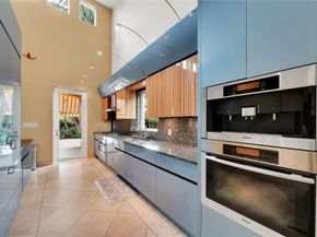 2631 Okeechobee Ln, Fort Lauderdale FL 33312