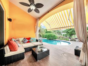 2631 Okeechobee Ln, Fort Lauderdale FL 33312