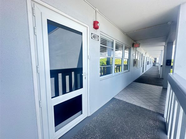 4011 Islewood D 4011, Deerfield Beach FL 33442