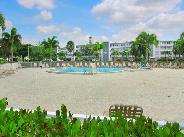 4011 Islewood D 4011, Deerfield Beach FL 33442