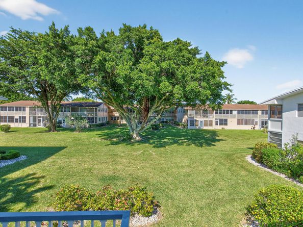 71 Canterbury C 71, West Palm Beach FL 33417