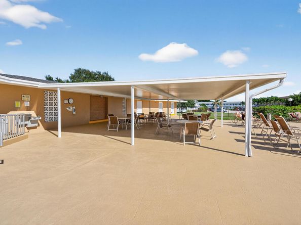 71 Canterbury C 71, West Palm Beach FL 33417