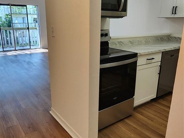 15221 NE 6th Ave A205, Miami FL 33162