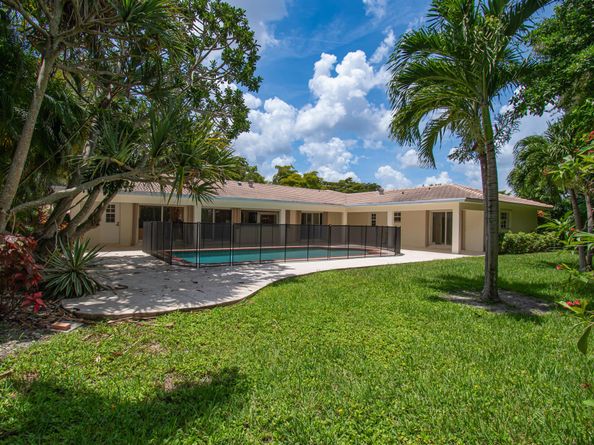 6749 S Grande Drive, Boca Raton FL 33433
