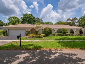 6749 S Grande Drive, Boca Raton FL 33433