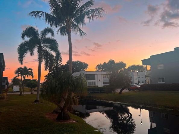 318 Burgundy G, Delray Beach FL 33484