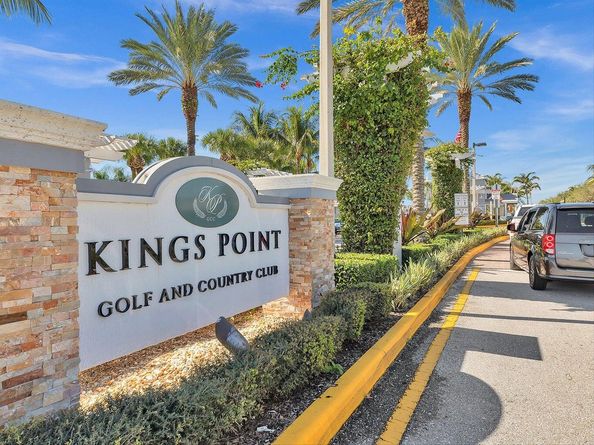 318 Burgundy G, Delray Beach FL 33484