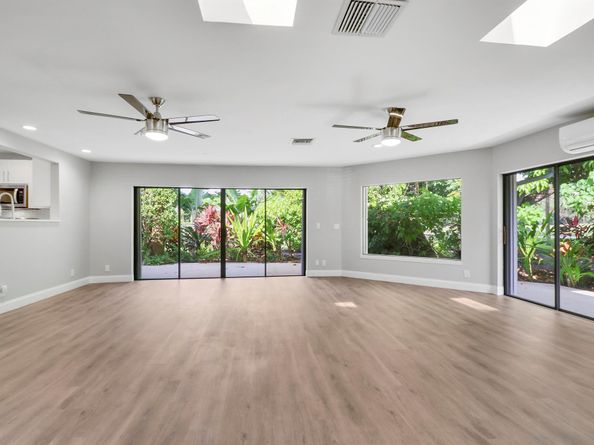 13886 Whispering Lakes Lane, Palm Beach Gardens FL 33418