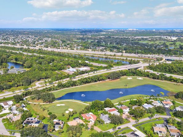 13886 Whispering Lakes Lane, Palm Beach Gardens FL 33418