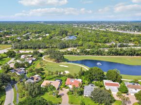 13886 Whispering Lakes Lane, Palm Beach Gardens FL 33418