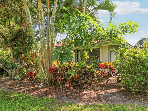 13886 Whispering Lakes Lane, Palm Beach Gardens FL 33418