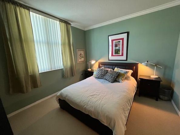 806 E Windward Way 401, Lantana FL 33462