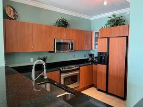 806 E Windward Way 401, Lantana FL 33462