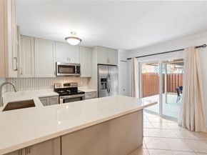 2061 SW 90th Ave B17, Davie FL 33324