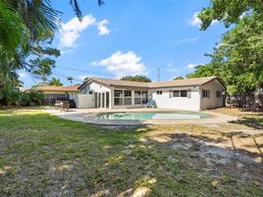 1720 NE 57th St, Fort Lauderdale FL 33334