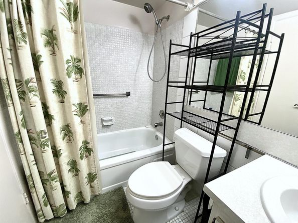 384 Tilford R, Deerfield Beach FL 33442
