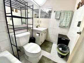 384 Tilford R, Deerfield Beach FL 33442