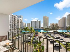 800 Parkview Dr 528, Hallandale Beach FL 33009