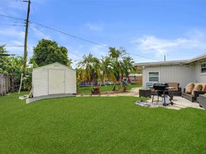 6298 NW 15th St, Margate FL 33063