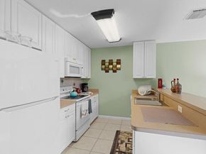 12816 Woodmill Dr, Palm Beach Gardens FL 33418