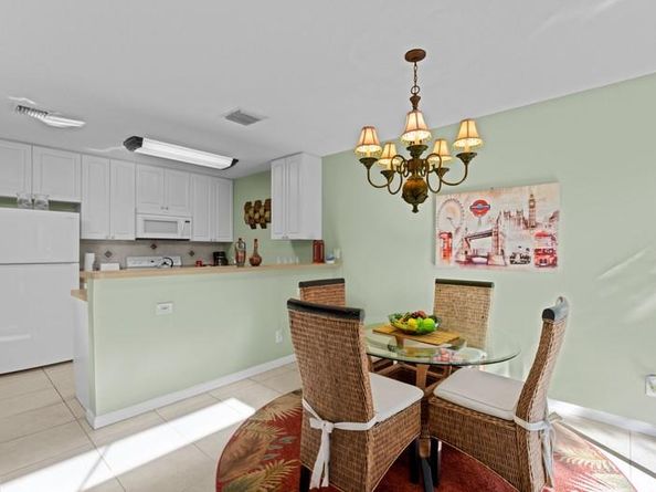 12816 Woodmill Dr, Palm Beach Gardens FL 33418