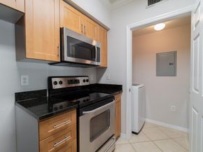 6386 Emerald Dunes Drive 203, West Palm Beach FL 33411