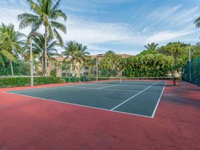 6386 Emerald Dunes Drive 203, West Palm Beach FL 33411