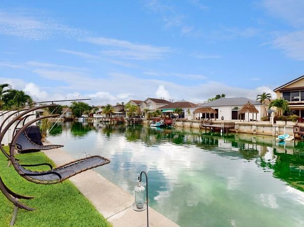 14666 SW 132nd Ct, Miami FL 33186