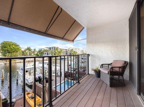 424 Hendricks Isle 6, Fort Lauderdale FL 33301