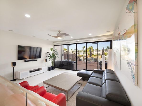 424 Hendricks Isle 6, Fort Lauderdale FL 33301