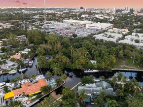 301-311 SW 14 Way, Fort Lauderdale FL 33312