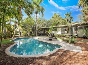 301-311 SW 14 Way, Fort Lauderdale FL 33312