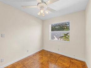 758 NE 13th Ct 7, Fort Lauderdale FL 33304