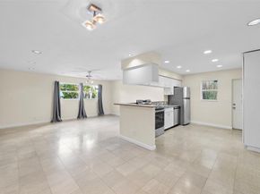 758 NE 13th Ct 7, Fort Lauderdale FL 33304