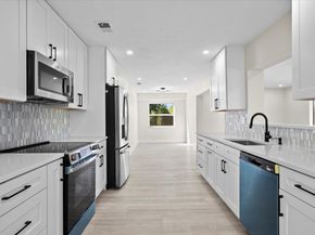 7290 Pinecone Terrace, Lake Worth FL 33467