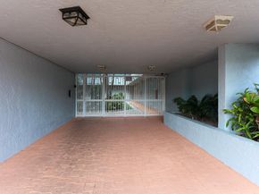 505 S Pine Island Rd B203, Fort Lauderdale FL 33324