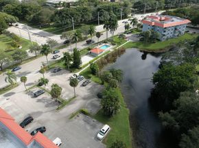 505 S Pine Island Rd B203, Fort Lauderdale FL 33324