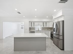 1400 SE 8th Ave, Deerfield Beach FL 33441