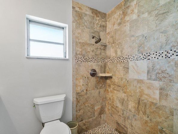 1525 SE 6th Street, Deerfield Beach FL 33441