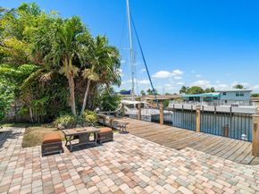 1525 SE 6th Street, Deerfield Beach FL 33441