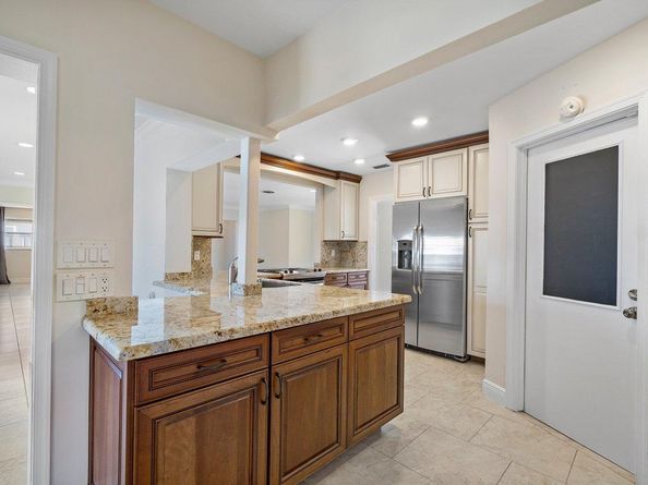 1525 SE 6th Street, Deerfield Beach FL 33441