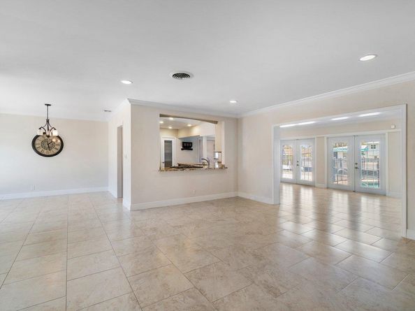 1525 SE 6th Street, Deerfield Beach FL 33441