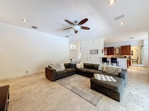 1673 Victoria Pointe Cir, Weston FL 33327