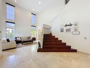 1673 Victoria Pointe Cir, Weston FL 33327