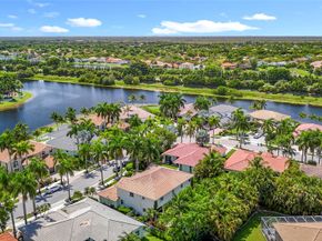 1673 Victoria Pointe Cir, Weston FL 33327