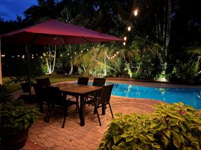 1673 Victoria Pointe Cir, Weston FL 33327